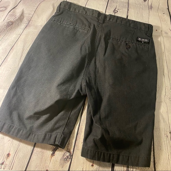 Billabong Shorts Size 29 - Picture 2 of 5